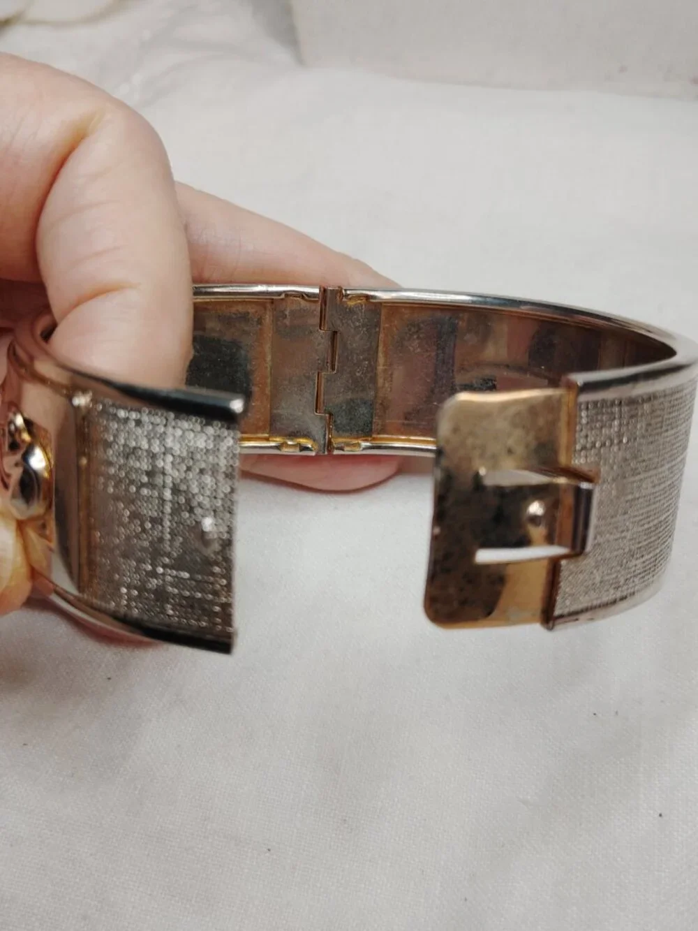 N/A elegant vintage
